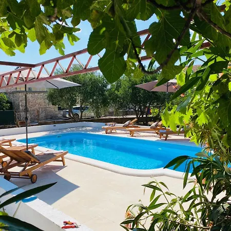 Appartement Marija-two With Shared Pool Just 100m From *