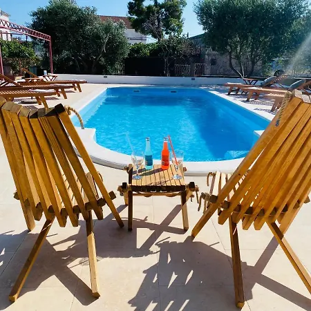 Marija-two With Shared Pool Just 100m From Pirovac