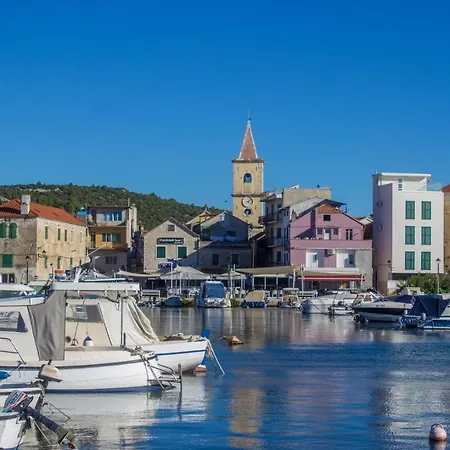Appartement Marija-two With Shared Pool Just 100m From